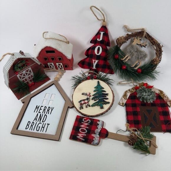 Christmas Plaid Ornaments Lot/Bundle Barns-Reindeer-Trees-Wreath-Holiday - Picture 2 of 16